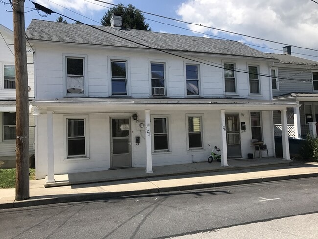Building Photo - 122 N Penn St