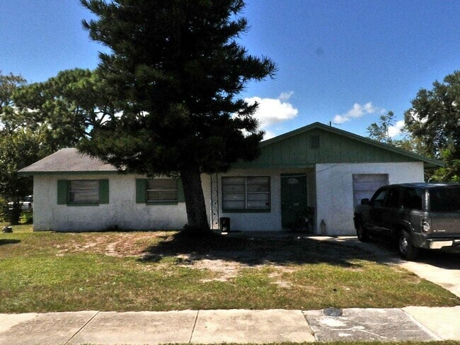 Building Photo - 101 Camelot Dr Rental