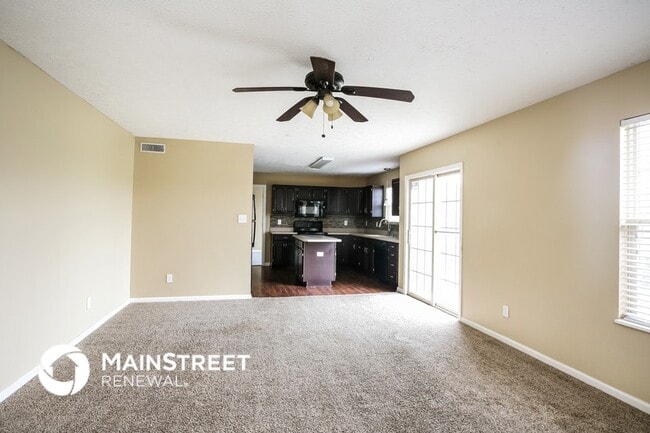 Photo - 6672 Colleens Way