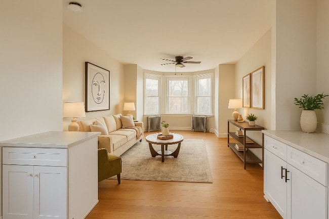 Photo - 4733 Cedar Ave Unidad 3rd Floor