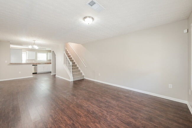 Photo - 1012 Weatherwood Pl NE