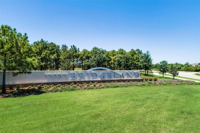Building Photo - 11255 Tropical Forest Wy