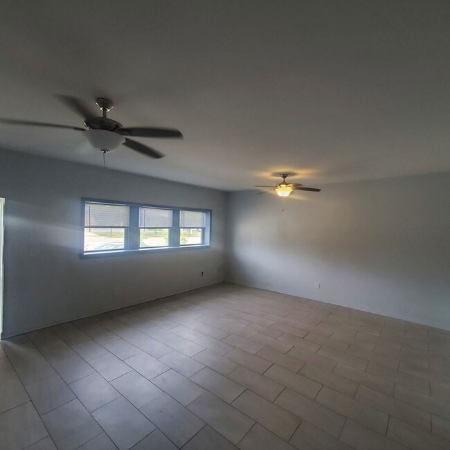 Photo - Spacious & Unique 1 Bedroom Cottage