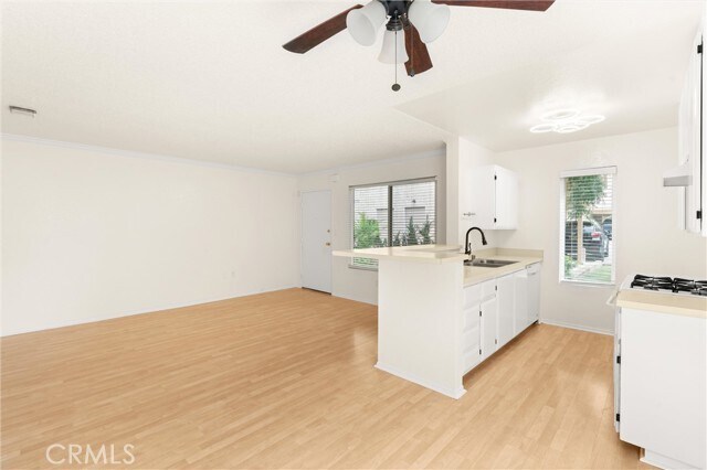 Photo - 16881 Hoskins Lane Unit 6