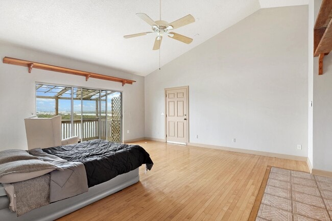 601 S Ponce De Leon Blvd Unit D