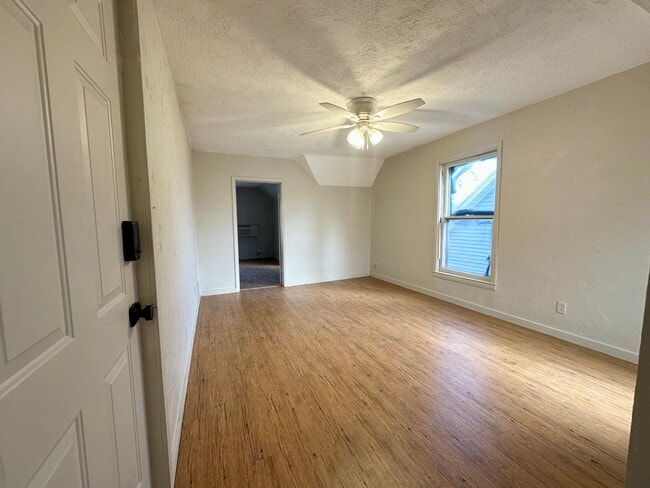 Photo - 1313 Edgar Ave Unidad 4