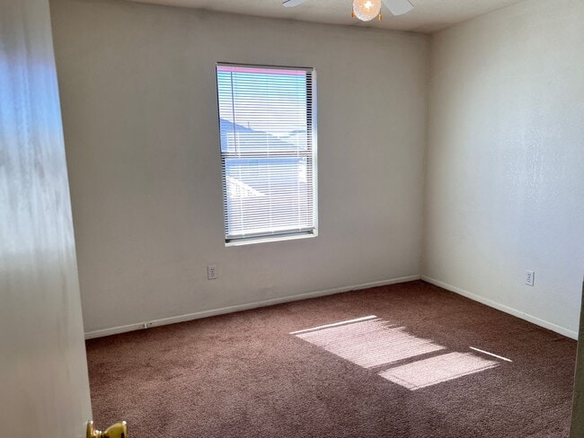 Photo - 1102 Leslie Cir Unit C