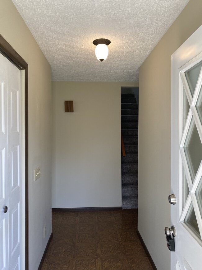 Photo - 12460 Collins-Arbogast Rd