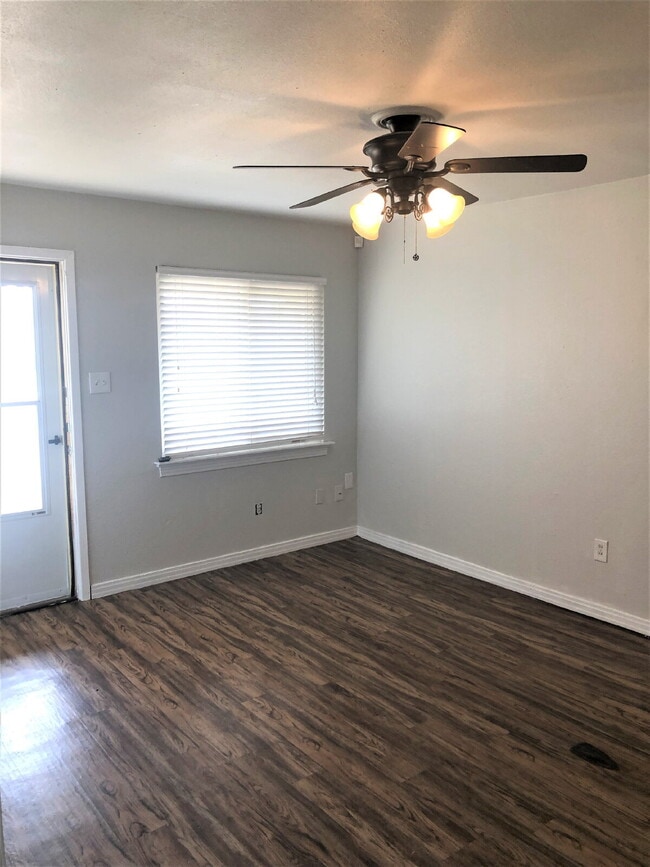 Photo - Cozy Two Bedroom Duplex