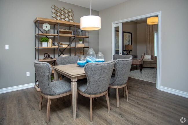 2BR, 2BA - 1,619 SF