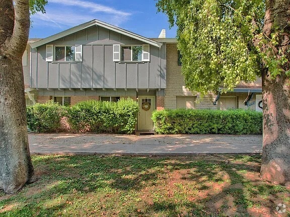 Building Photo - 6165 N Granite Reef Rd Rental