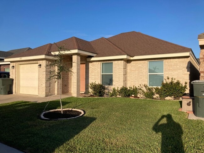 Photo - 1805 Treasure Oaks Dr Casa