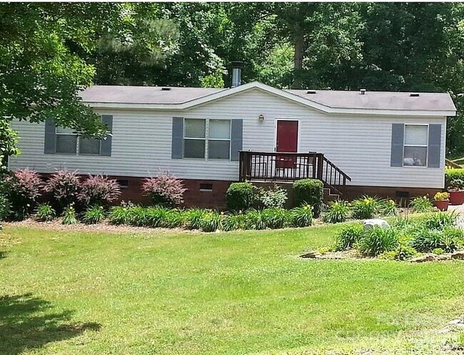 Building Photo - 211 Apple Valley Ln Rental