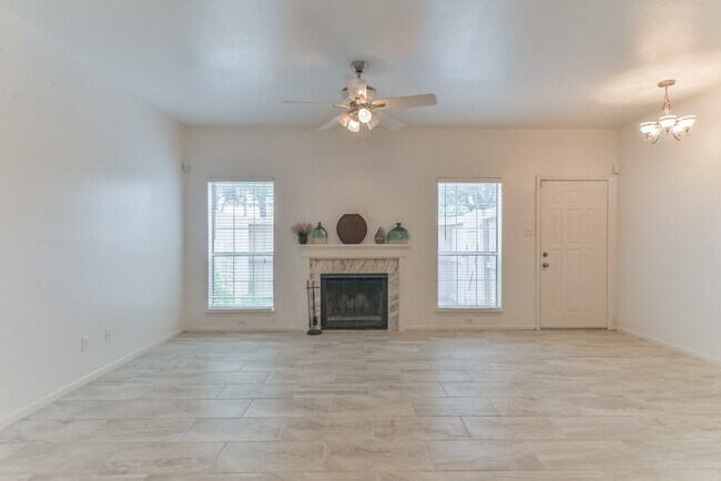 Photo - 3126 Holly Hall St