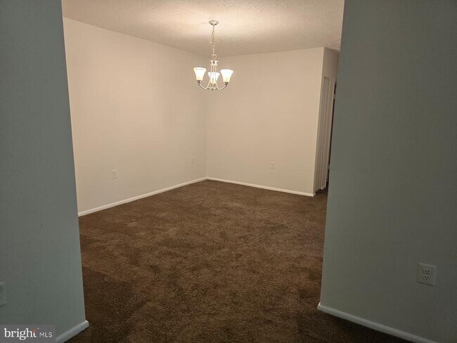 Photo - 7814 Hanover Pkwy Unidad 304