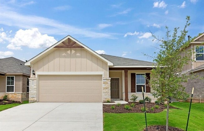 Building Photo - 288 Kapok St