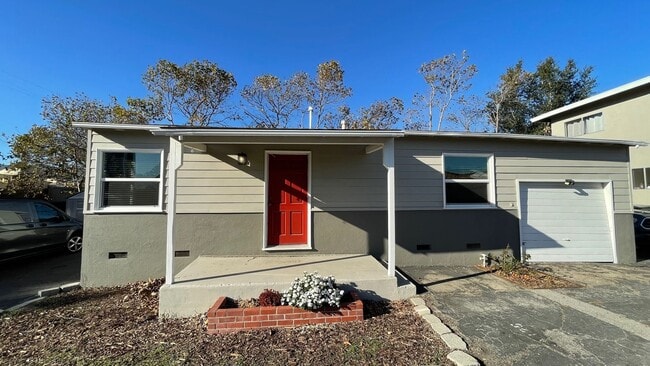 Photo - Short Term First Semester Lease: August - December 2026