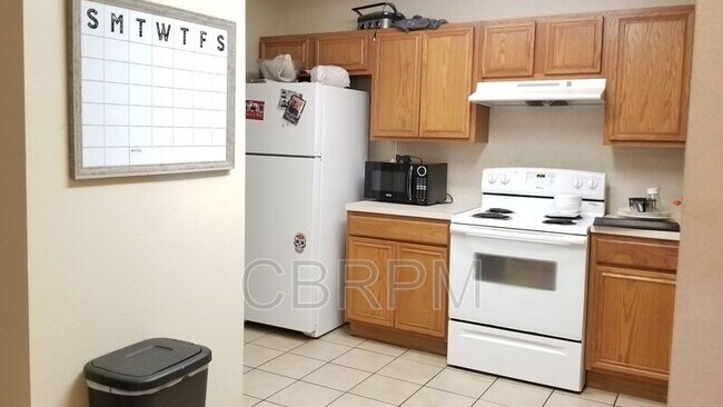 Photo - 910 N Bangor Ave