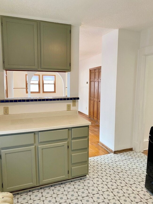 Photo - 835 Margaret St Unit 1