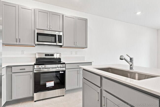 Photo - 3580 Spanish Cedar Pl
