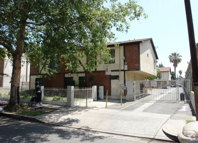 Building Photo - 8742 Orion Rental
