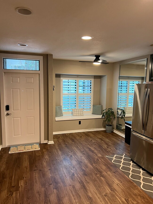 Photo - 7575 Meadow Lakes Dr