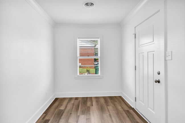 Living Room / Front Door