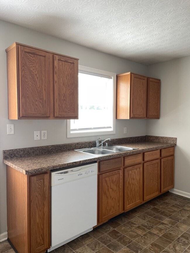 Photo - Lower Stone Apartments Unit 393B