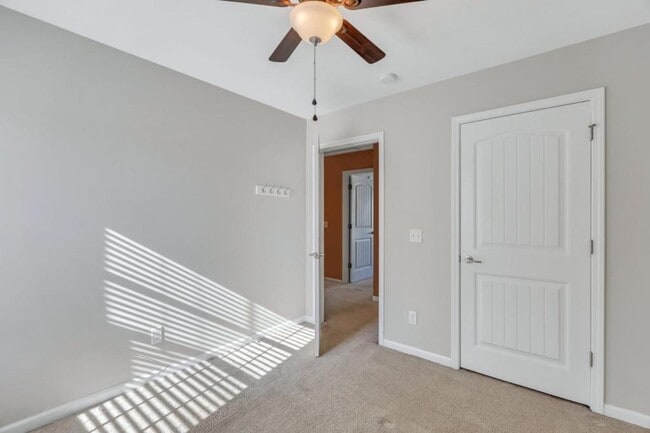 205 Ventura Pl