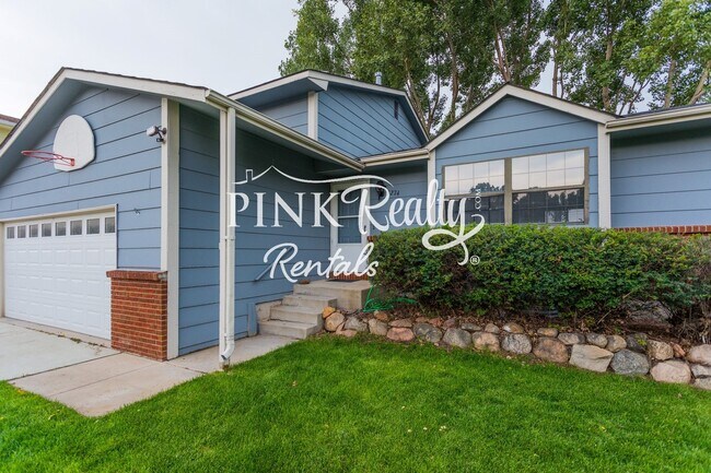 Photo - 8274 Caravel Dr