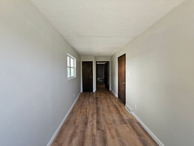 Photo - Newly updated 3 bedroom, 1 bath apartment ...