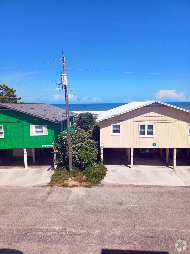 Building Photo - 1004 Carolina Beach Ave S Unit Beach Baby Rental