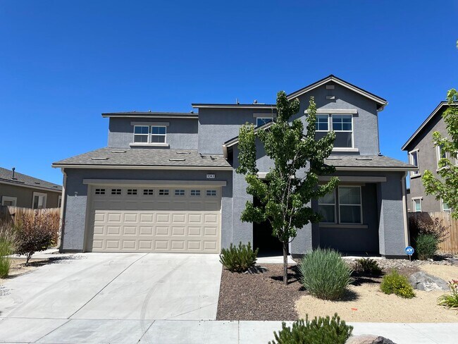 5 Bedroom Home in Lemmon Valley! - 5 Bedroom Home in Lemmon Valley!