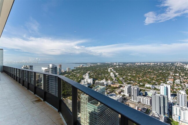 Photo - 1000 Brickell Plaza Condo Unit UPH6204