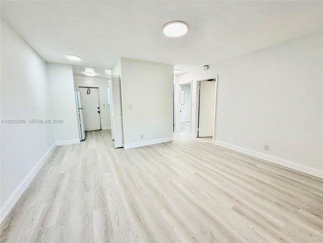 Photo - 2417 NW 20th St Unidad 1