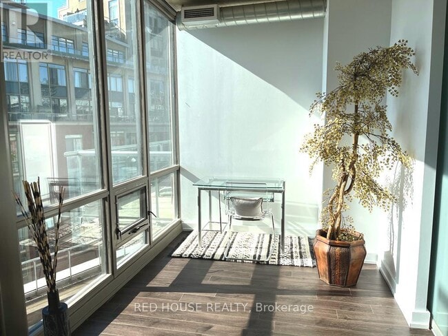 Photo - 33 Mill St Unité 705