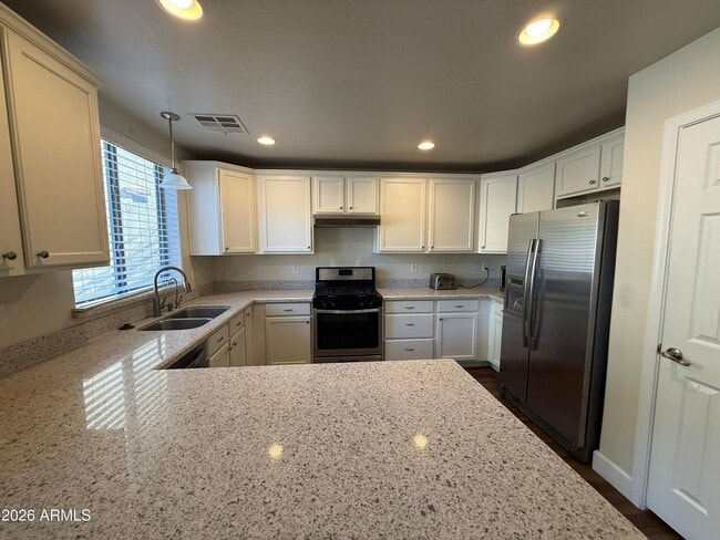 Photo - 2408 W Skinner Dr