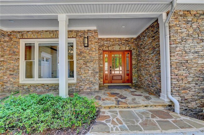 3151 Winding Lake Dr