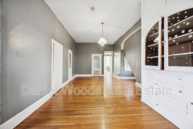 Photo - 330 Kerlin St Unit 2