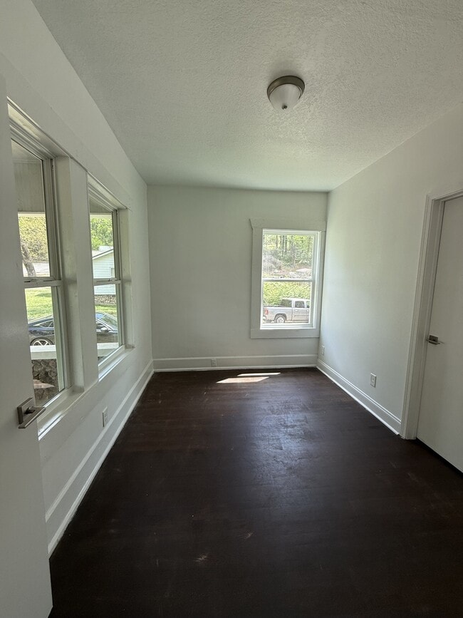 Photo - 1401 9th Ave