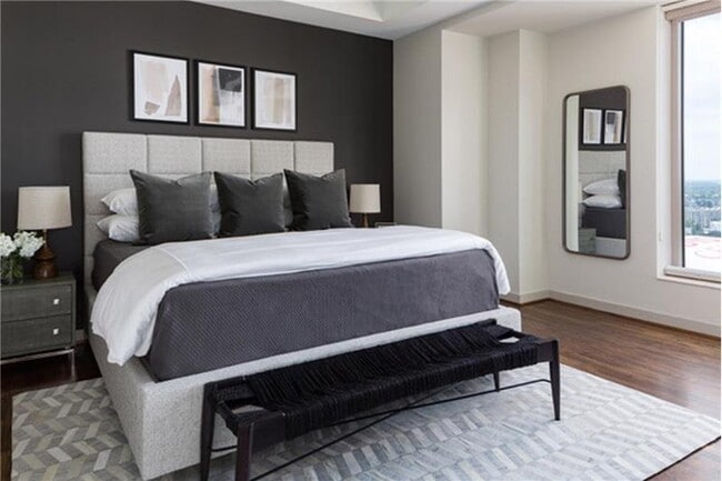 Photo - 1401 McKinney St