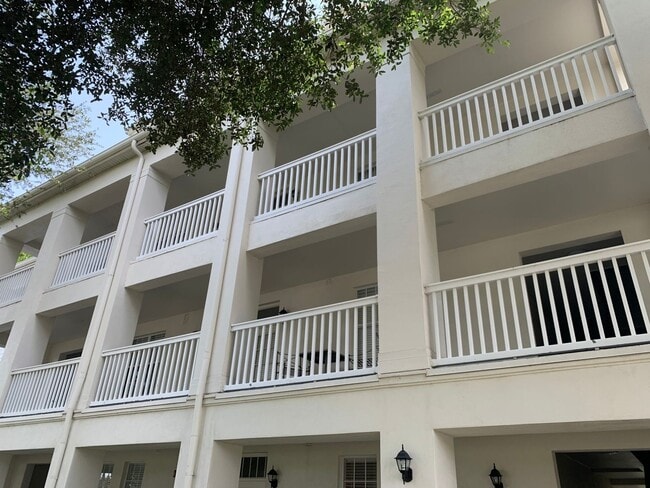 Photo - 700 Siena Palm Dr