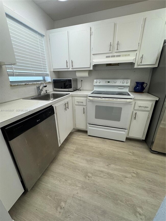 Photo - 8280 Sunrise Lakes Blvd Unit 202