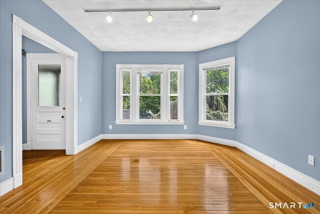 Photo - 172 Ellsworth Ave Unidad 1