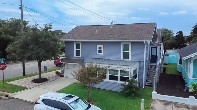 Photo - 2124 35th St