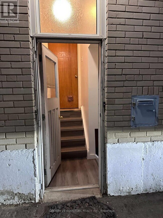 Photo - 50 Marbury Crescent