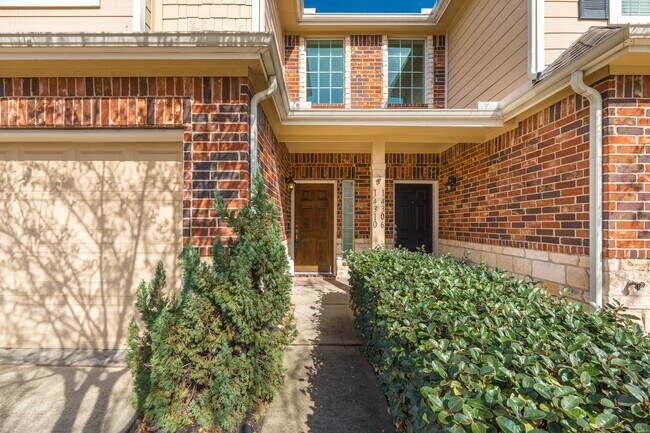 Photo - 14310 Silver Hollow Ln