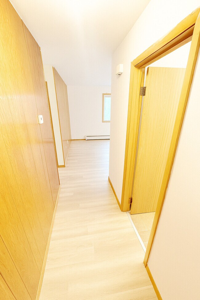 Photo - 2105 Lake Point Dr