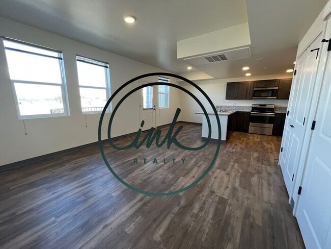 Photo - Modern living apartments~