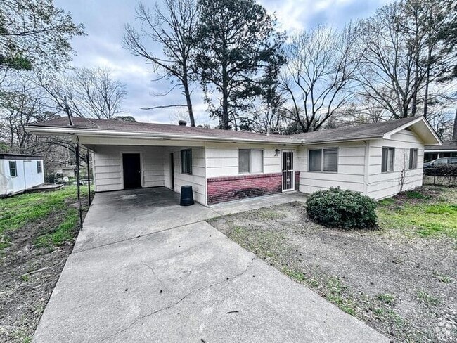 Building Photo - 3018 Meadow Forest Dr Rental